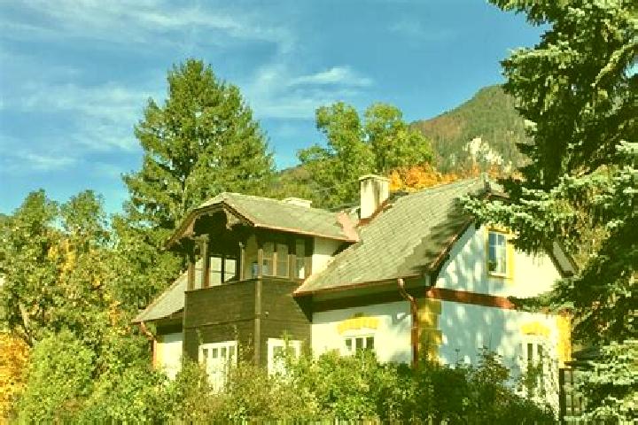 Escorts Steinhaus am Semmering, Austria — Local Companions