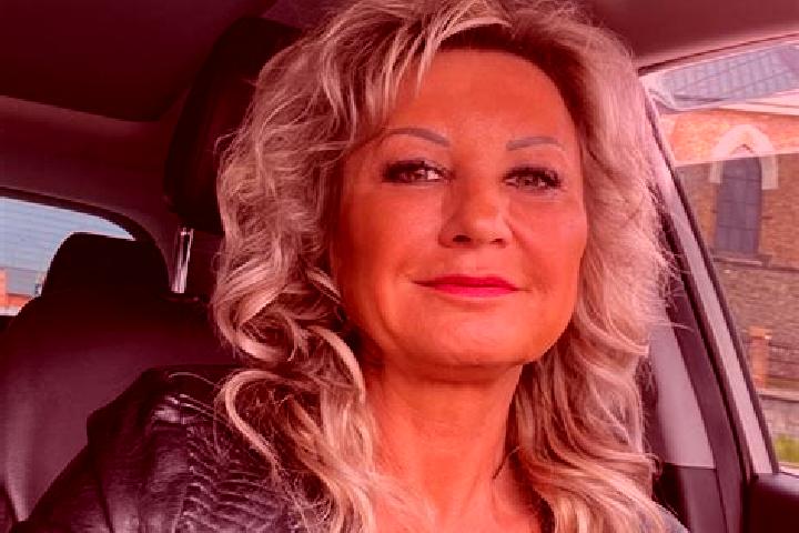 Escorts Steti, Czech Republic — Local Companions