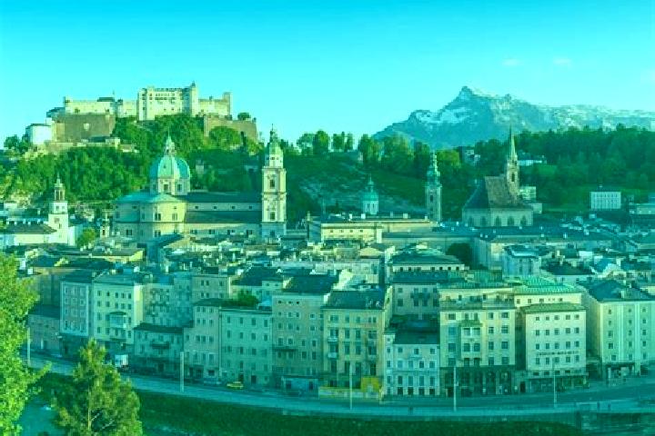 Escorts Stollhofen, Austria — Local Companions