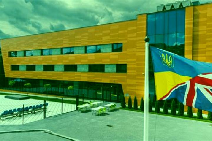 Escorts Strachocin-Wojnow, Poland — Local Companions