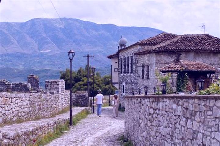 Escorts Strum, Albania — Local Companions