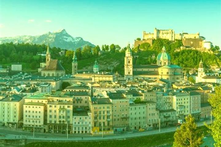 Escorts Suetschach, Austria — Local Companions