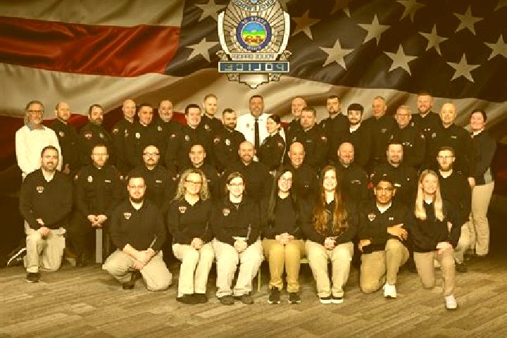 Escorts Sugarcreek Police Dept, United States — Local Companions