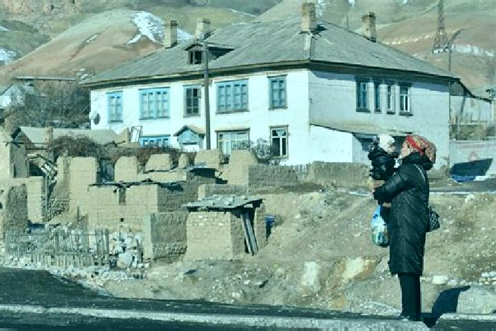 Escorts Suluktu, Kyrgyzstan — Local Companions