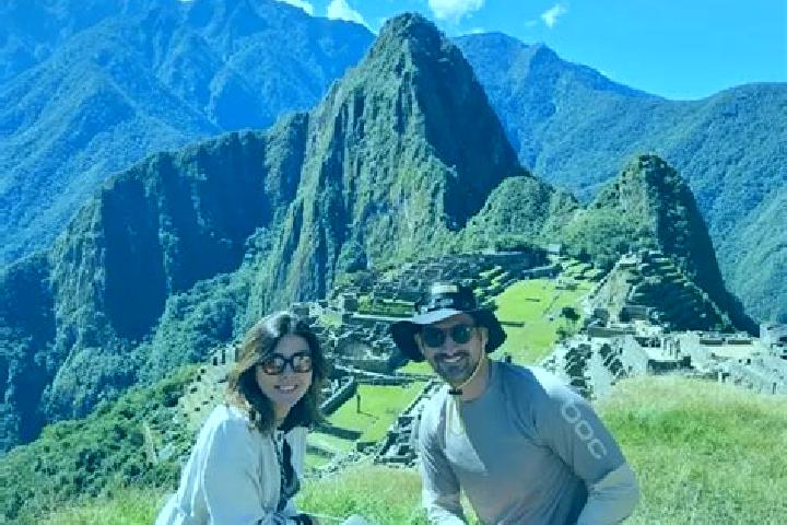 Escorts Sumbilca, Peru — Local Companions
