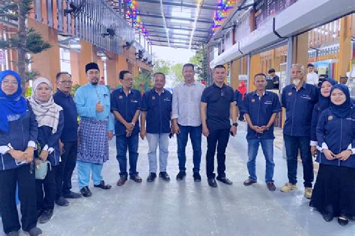 Escorts Sungai Hanching, Brunei — Local Companions