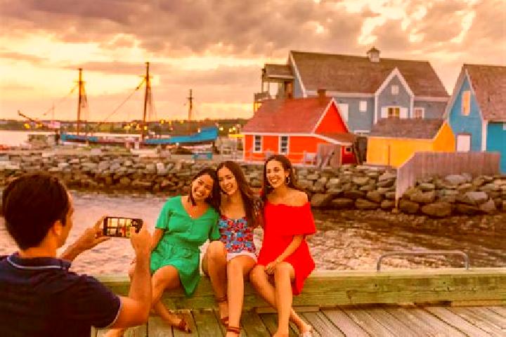 Escorts Sunnybrae, Canada — Local Companions