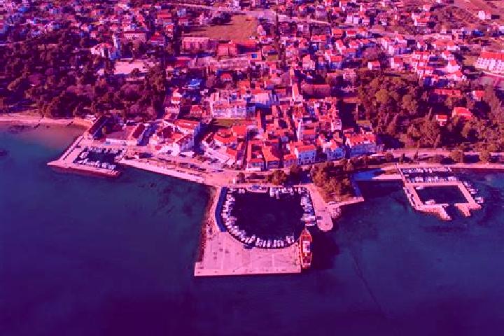 Escorts Sveti Filip i Jakov, Croatia — Local Companions