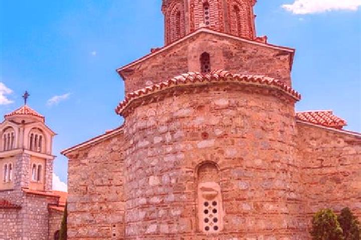Escorts Sveti Nikole, North Macedonia — Local Companions