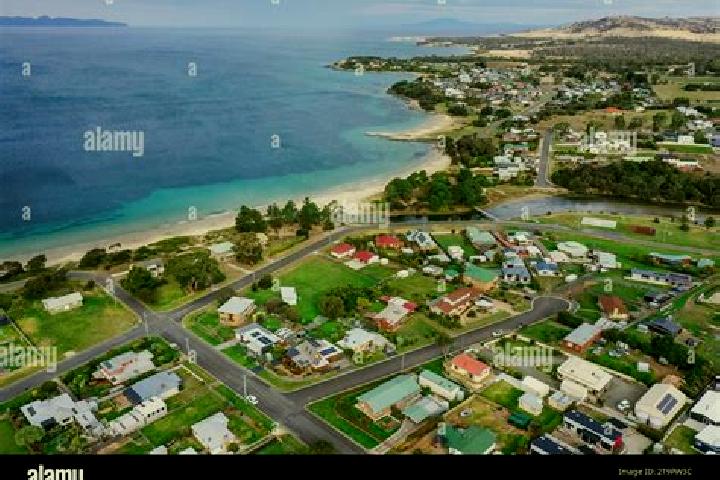 Escorts Swansea, Australia — Local Companions