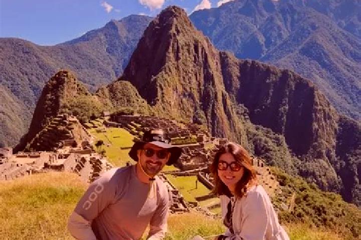 Escorts Tabaloslos, Peru — Local Companions