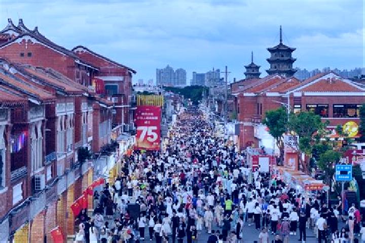 Escorts Tai an, China — Local Companions