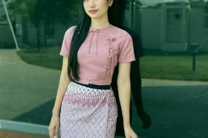 Escorts Taik Tee, Myanmar — Local Companions