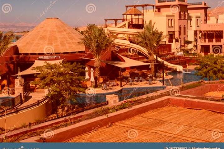 Escorts Tala Bay, Jordan — Local Companions