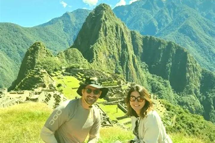 Escorts Tapay, Peru — Local Companions