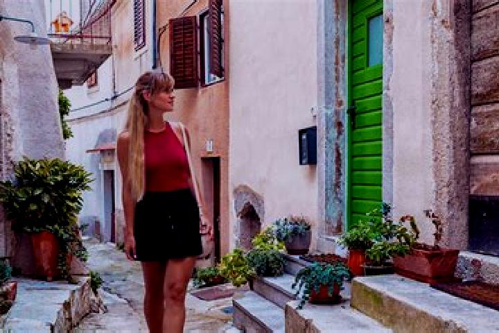 Escorts Tar, Croatia — Local Companions