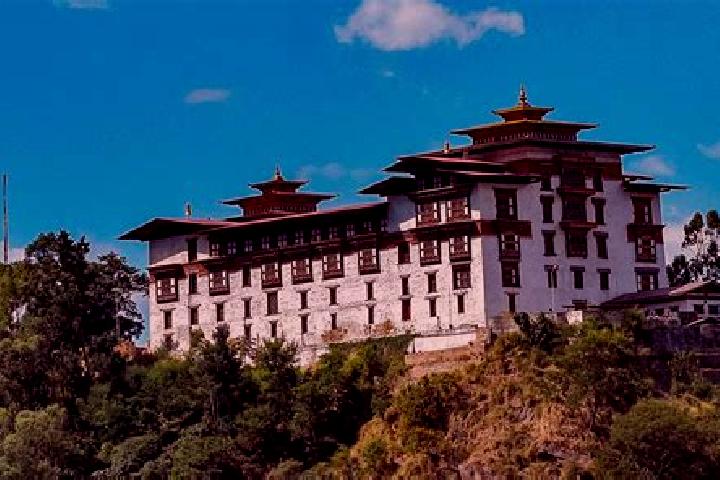 Escorts Tashi Chho Dzong, Bhutan — Local Companions