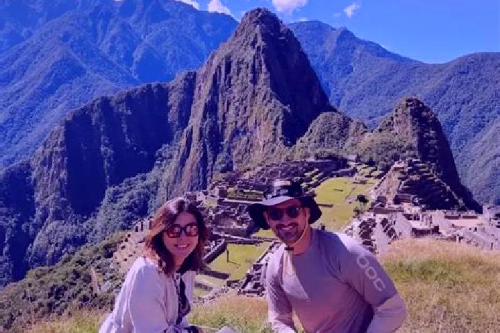 Escorts Tauria, Peru — Local Companions
