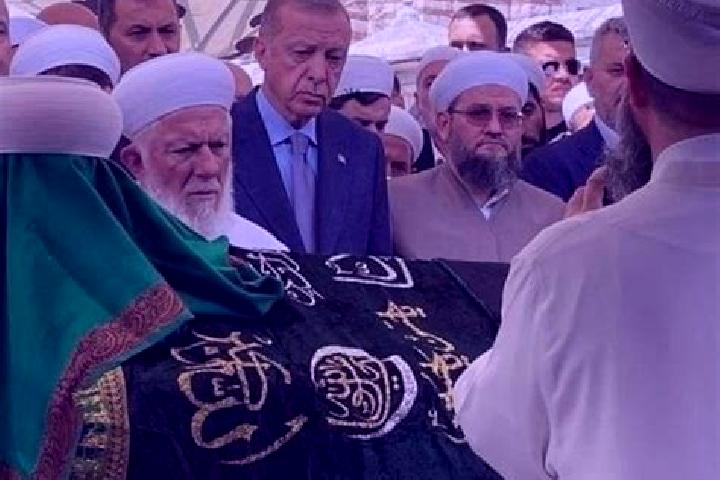 Escorts Tayyibat al Imam, Syria — Local Companions