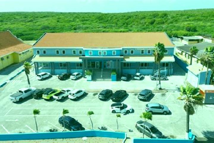 Escorts Tera Kora, Curacao — Local Companions