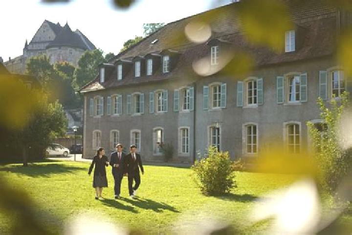 Escorts Teufen, Switzerland — Local Companions