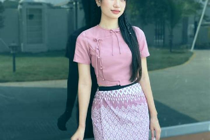 Escorts Thakutpin, Myanmar — Local Companions