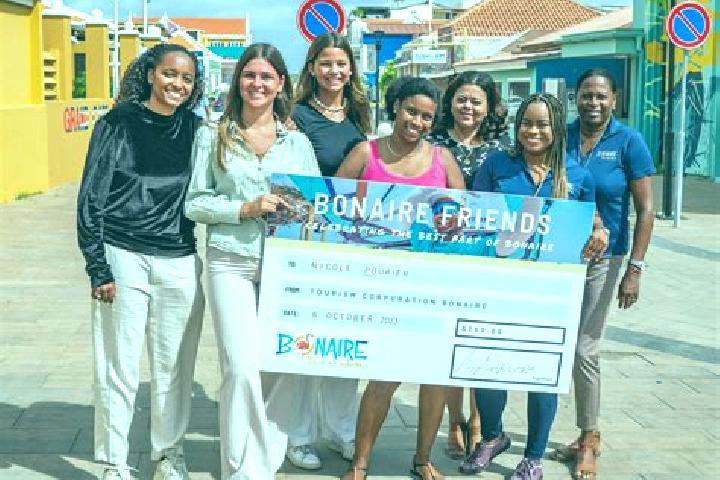 Escorts The Bottom, Bonaire — Local Companions