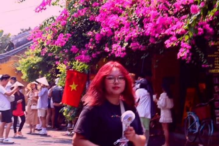 Escorts Thi Tran GJien Bien, Vietnam — Local Companions