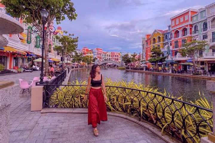 Escorts Thi Tran Phu My, Vietnam — Local Companions