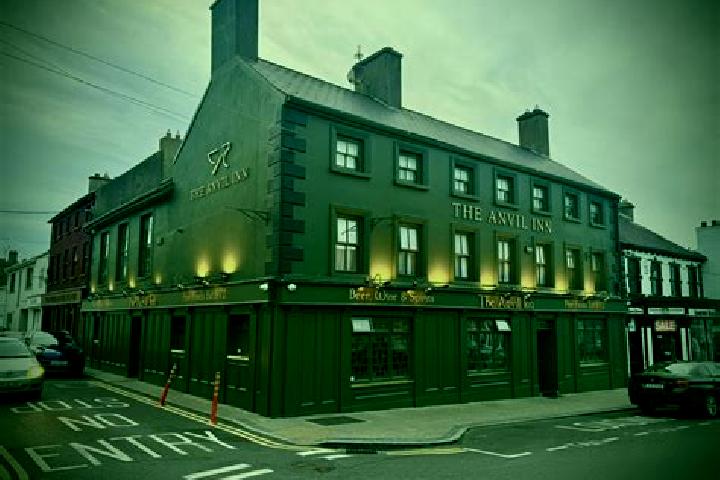 Escorts Thurles, Ireland — Local Companions