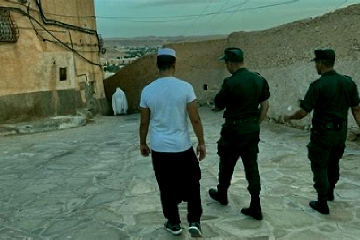 Escorts Tidmaine, Algeria — Local Companions