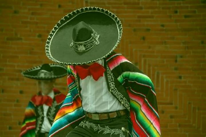 Escorts Tipical, Mexico — Local Companions