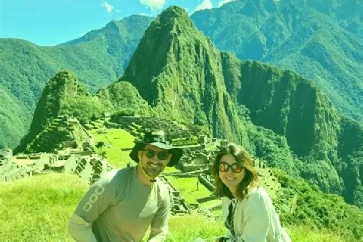 Escorts Tirapata, Peru — Local Companions