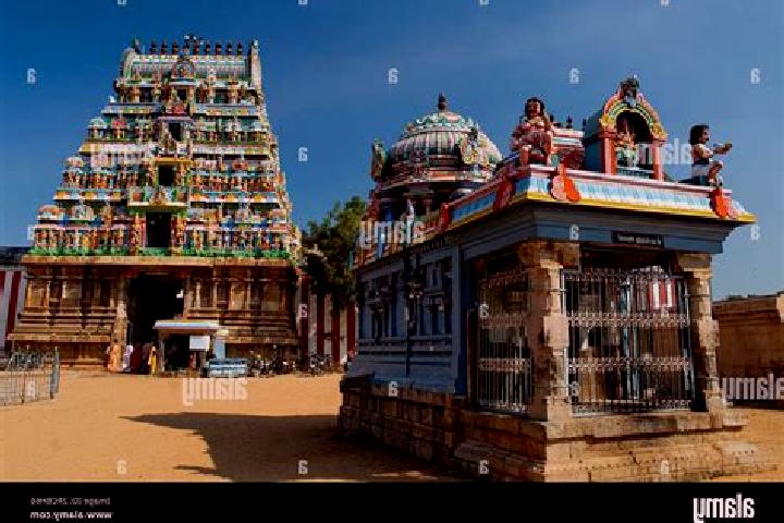 Escorts Tirunageswaram, India — Local Companions