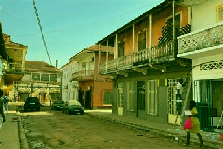 Escorts Tite, Guinea-Bissau — Local Companions