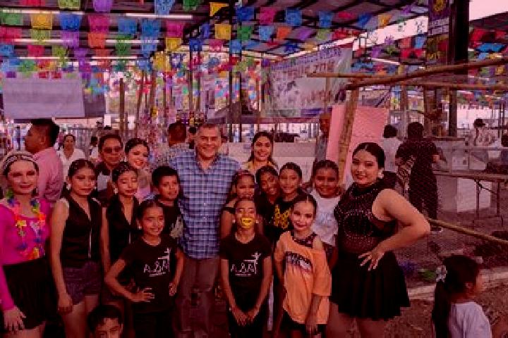 Escorts Tlaxmalac, Mexico — Local Companions