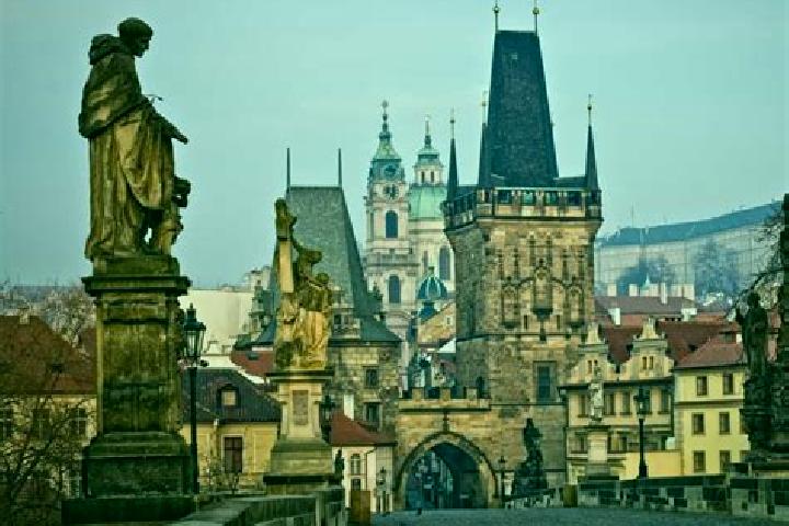 Escorts Tman, Czech Republic — Local Companions