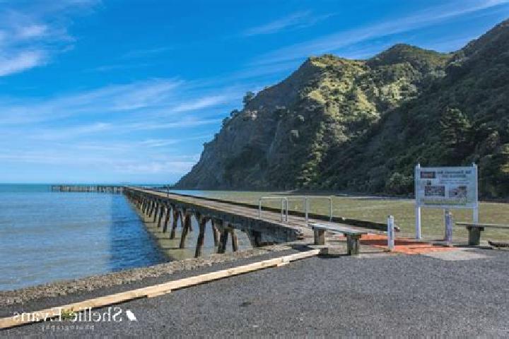 Escorts Tokomaru, New Zealand — Local Companions