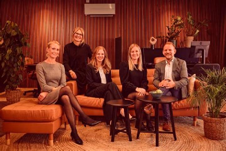 Escorts Tollered, Sweden — Local Companions