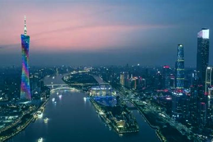 Escorts Tongqiao, China — Local Companions