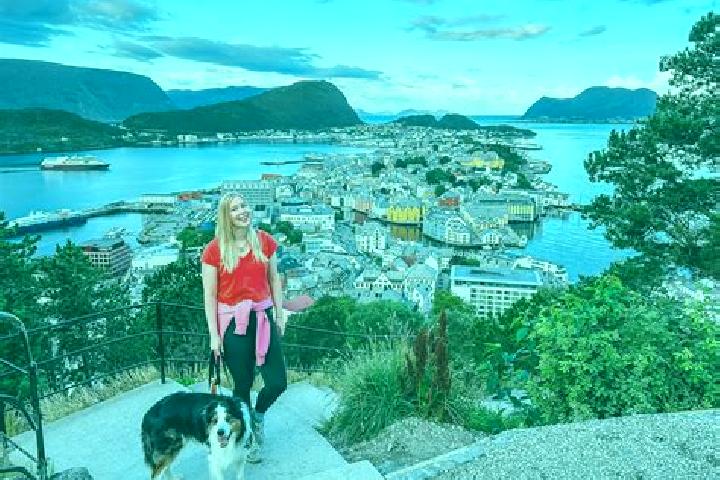 Escorts Tonstad, Norway — Local Companions