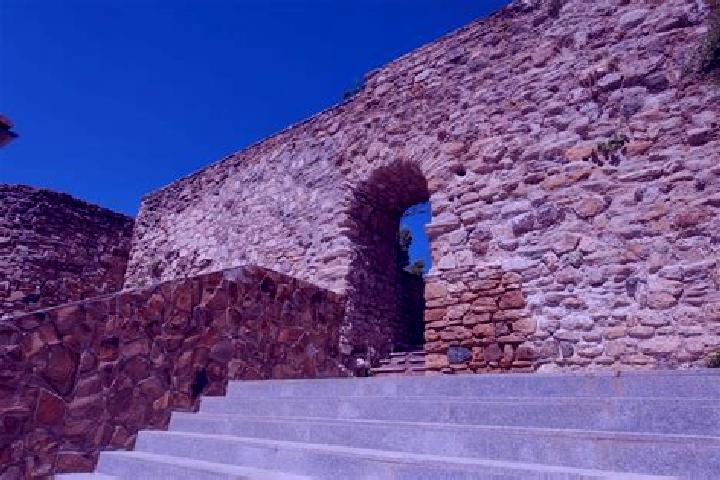 Escorts Torre Alhaquime, Spain — Local Companions