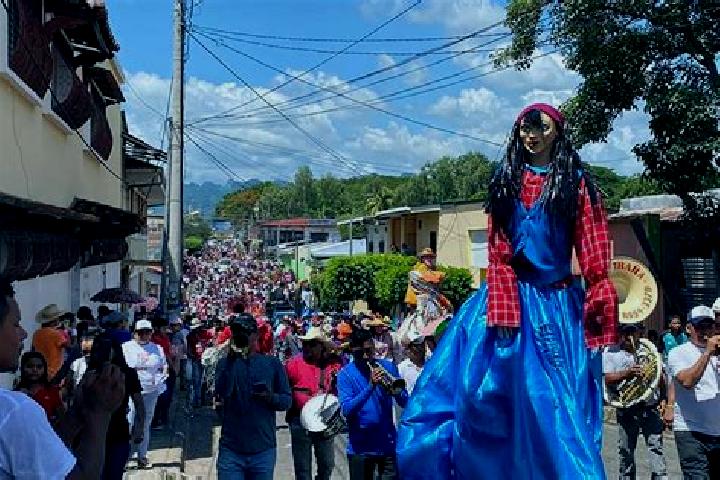 Escorts Totogalpa, Nicaragua — Local Companions