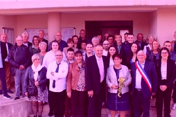 Escorts Tregomeur, France — Local Companions
