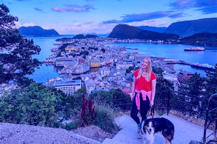 Escorts Tretten, Norway — Local Companions