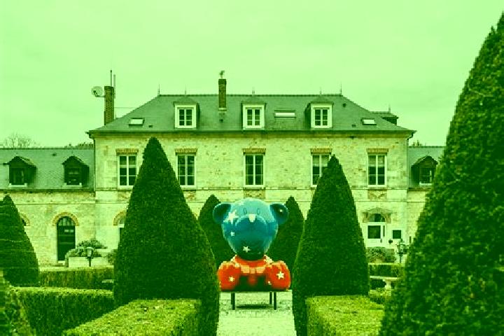 Escorts Trosly-Loire, France — Local Companions