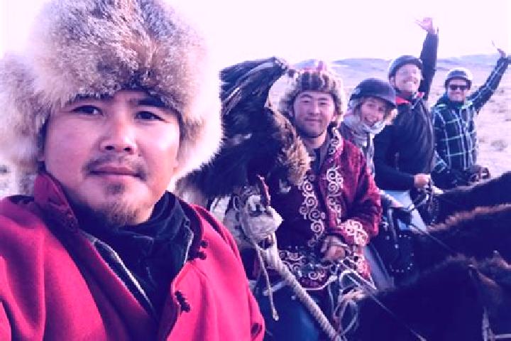 Escorts Tsagaanchuluut, Mongolia — Local Companions