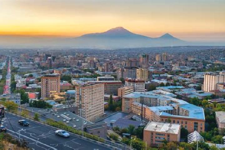 Escorts Tsaghkashen, Armenia — Local Companions