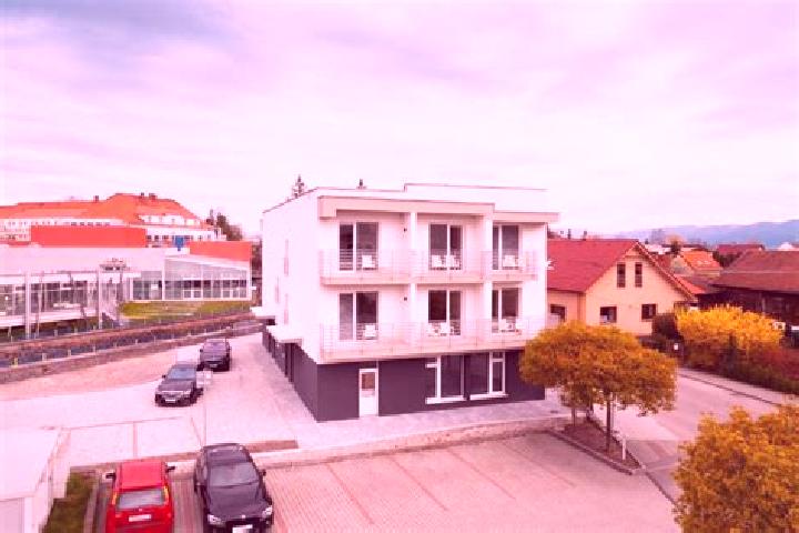 Escorts Turcianske Teplice, Slovakia — Local Companions