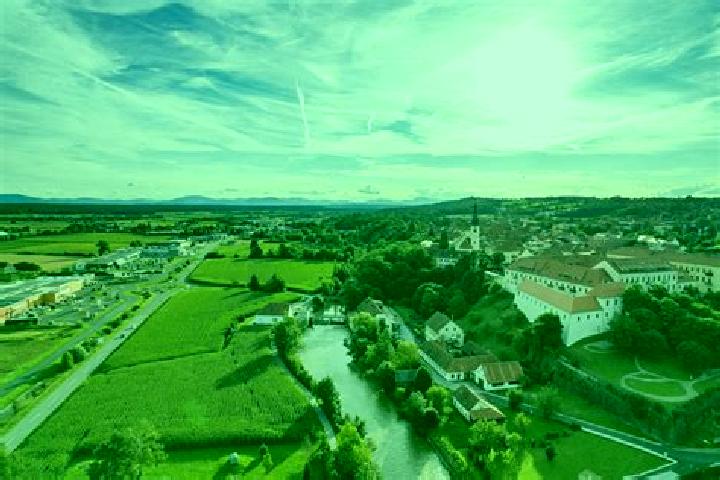 Escorts UEbersbach, Austria — Local Companions